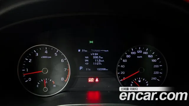 Kia Sportage — фото 8