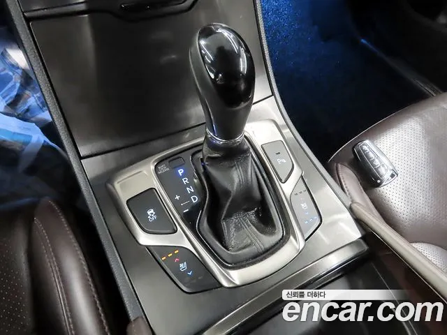 Hyundai Grandeur — фото 12