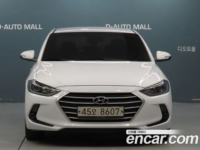 Hyundai Avante — фото 2