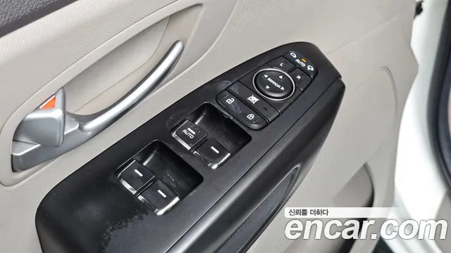 Kia Carnival — фото 29