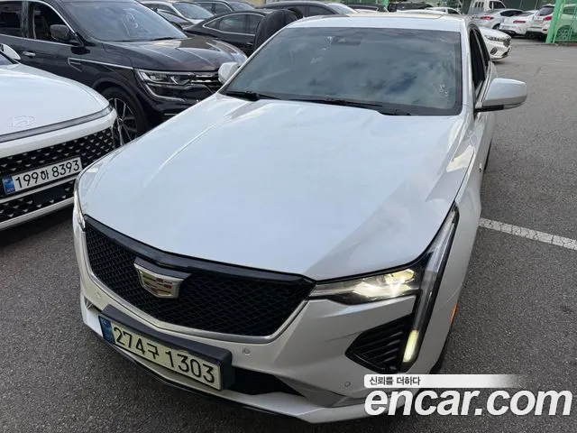 Cadillac CT4 — фото 1