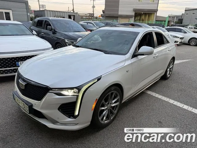 Cadillac CT4 — фото 2