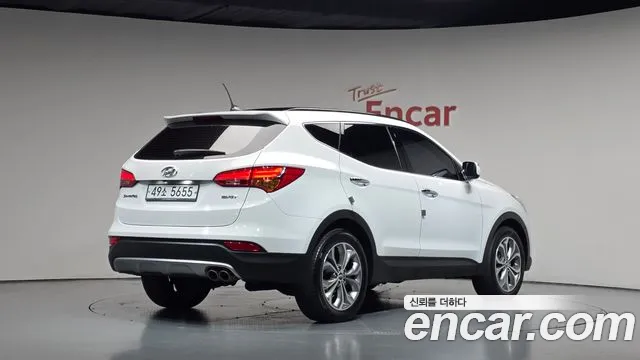 Hyundai Santa Fe — фото 1