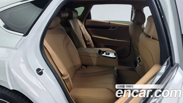 Genesis G80 — фото 10