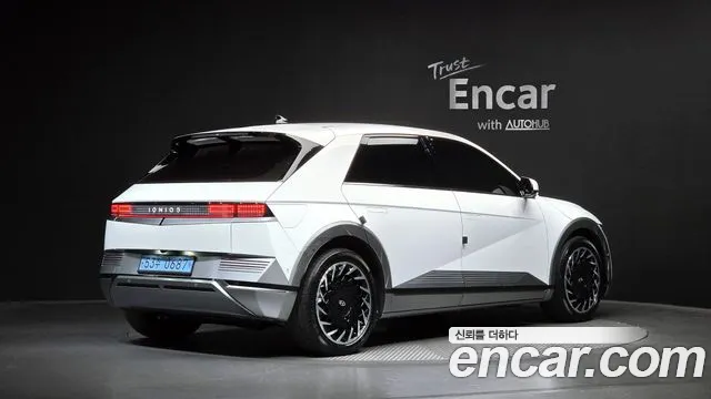 Hyundai Ioniq 5 — фото 1