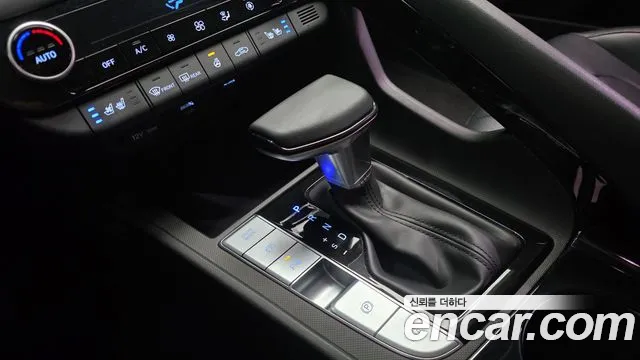 Hyundai Avante — фото 9