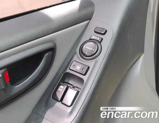 Hyundai Starex — фото 18