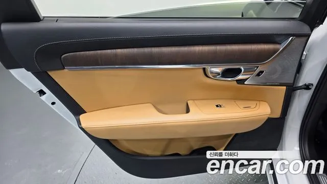 Volvo S90 — фото 25
