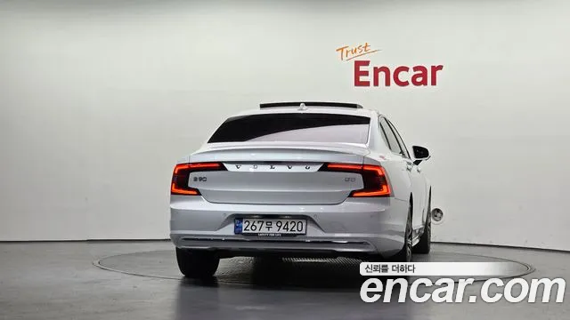 Volvo S90 — фото 4