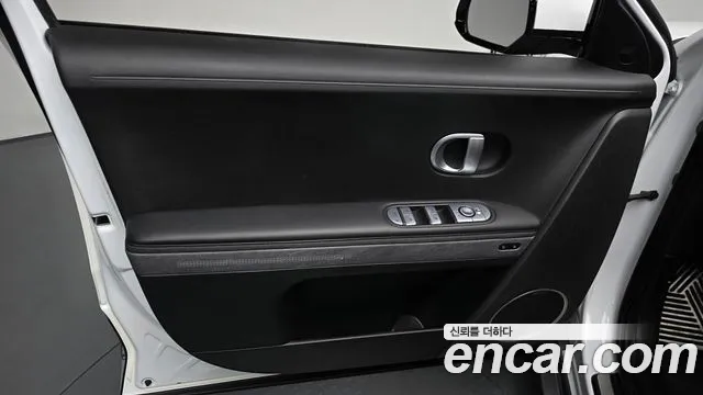 Hyundai Ioniq 5 — фото 24