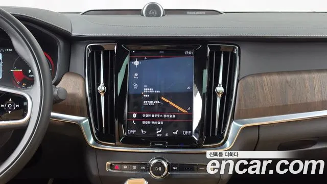 Volvo S90 — фото 14