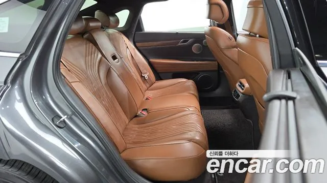 Genesis G80 — фото 10