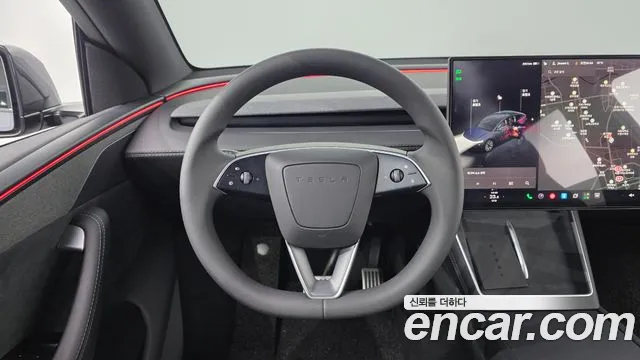 Tesla Model Y — фото 15