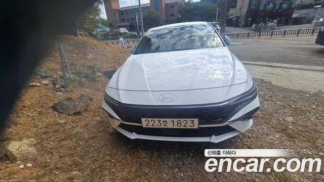 Hyundai Avante — фото 1
