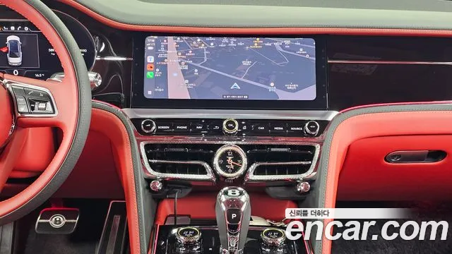Bentley Flying Spur — фото 14