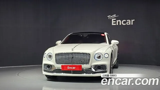 Bentley Flying Spur — фото 3