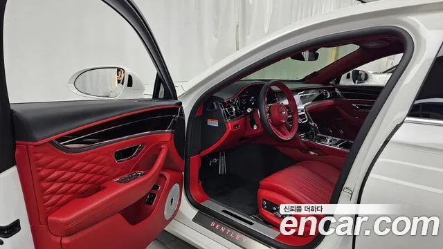Bentley Flying Spur — фото 10