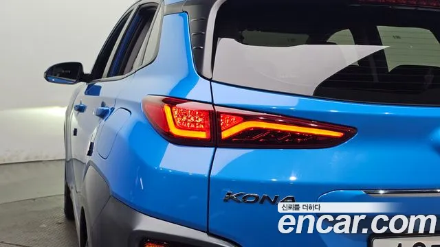 Hyundai Kona — фото 23