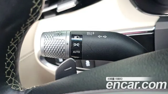 Genesis GV70 — фото 15