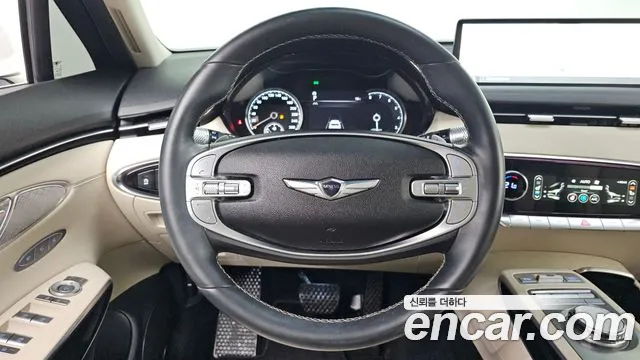 Genesis GV70 — фото 16