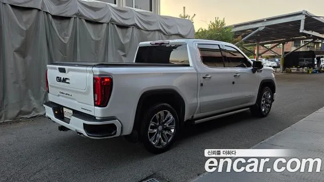 GMC Sierra — фото 1