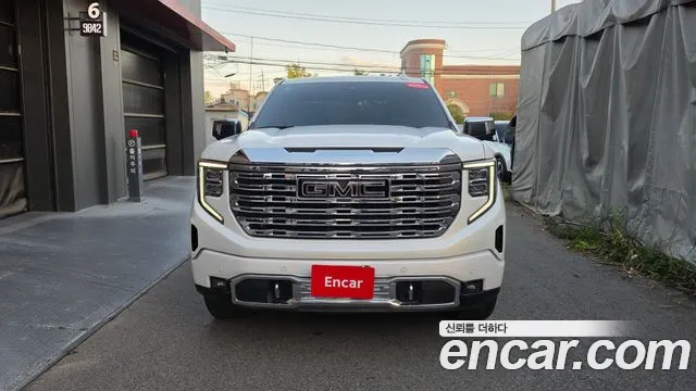 GMC Sierra — фото 2