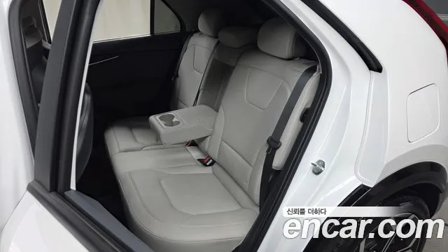 Kia Niro — фото 11