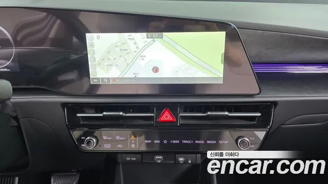 Kia Niro — фото 12