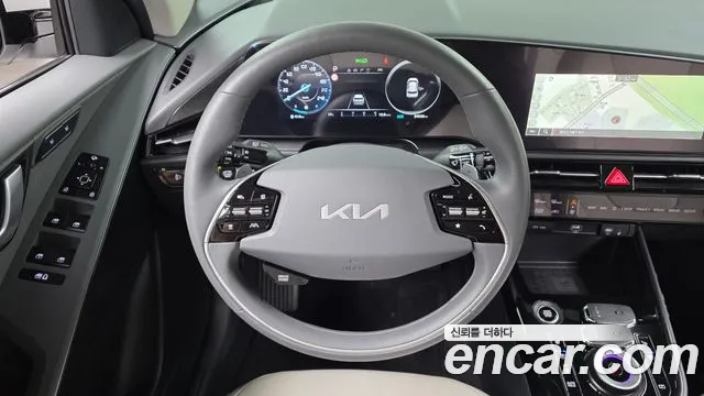 Kia Niro — фото 13