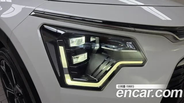 Kia Niro — фото 22
