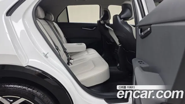 Kia Niro — фото 10