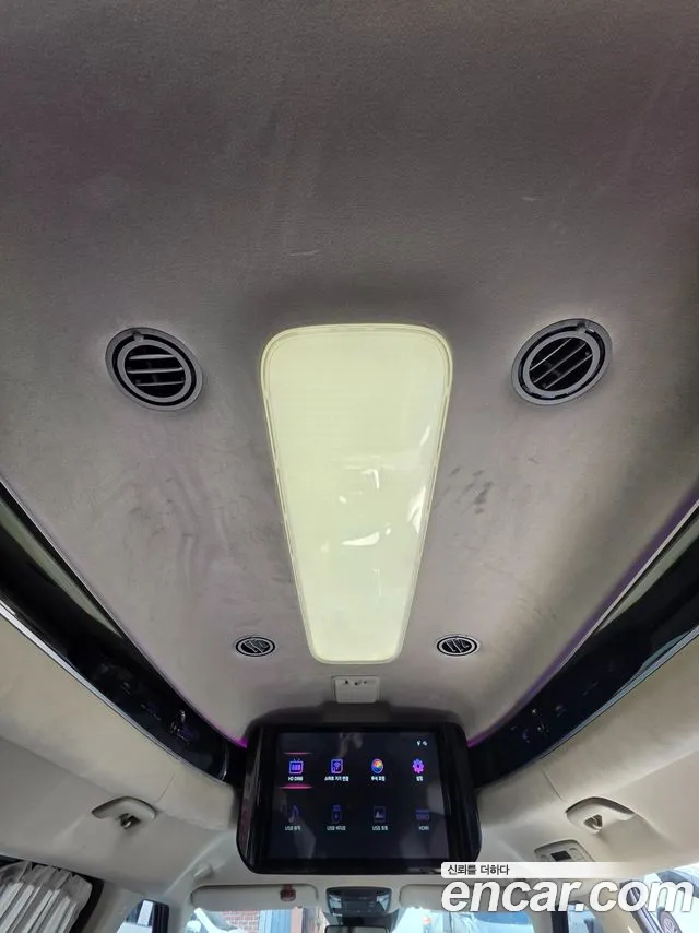 Kia Carnival — фото 15