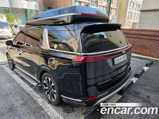 Kia Carnival — фото 2