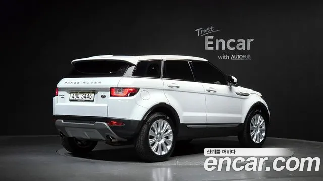 Land Rover Range Rover Evoque — фото 1
