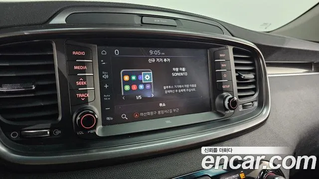 Kia Sorento — фото 16