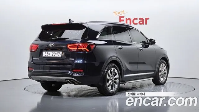 Kia Sorento — фото 2
