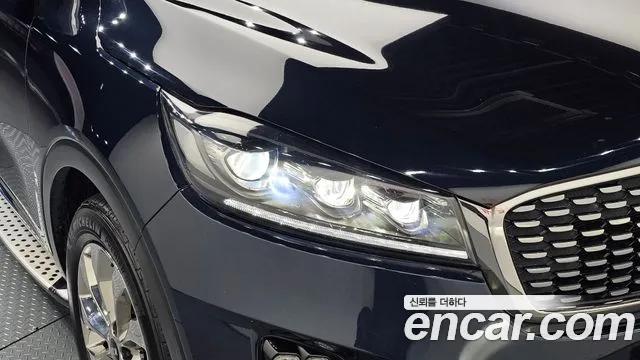 Kia Sorento — фото 22