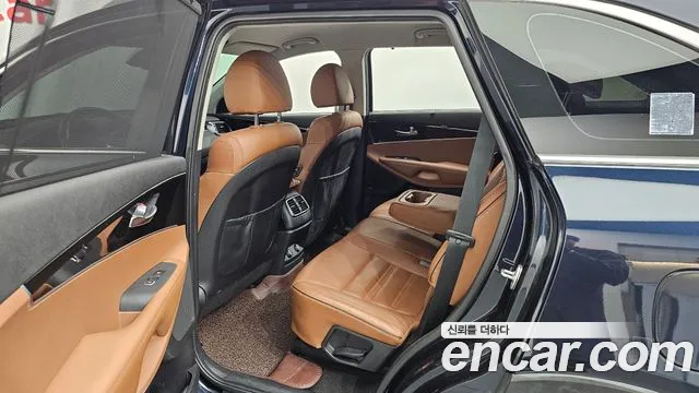 Kia Sorento — фото 26