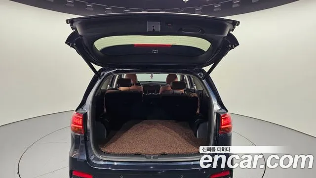 Kia Sorento — фото 39