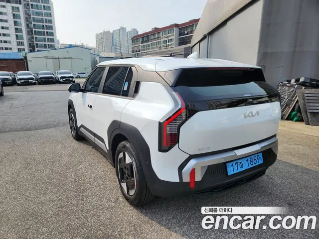 Kia EV3 — фото 3