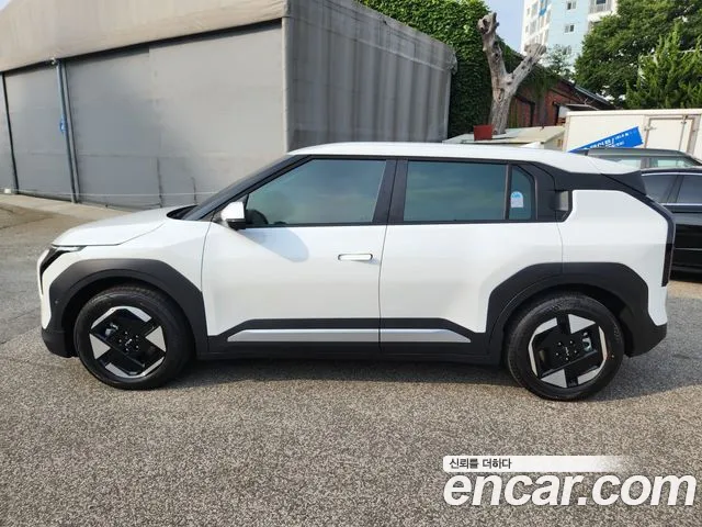 Kia EV3 — фото 4