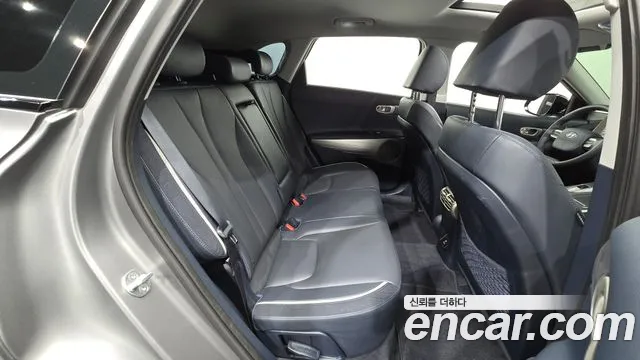 Hyundai Nexo — фото 11