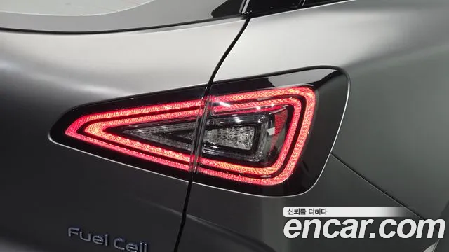 Hyundai Nexo — фото 23
