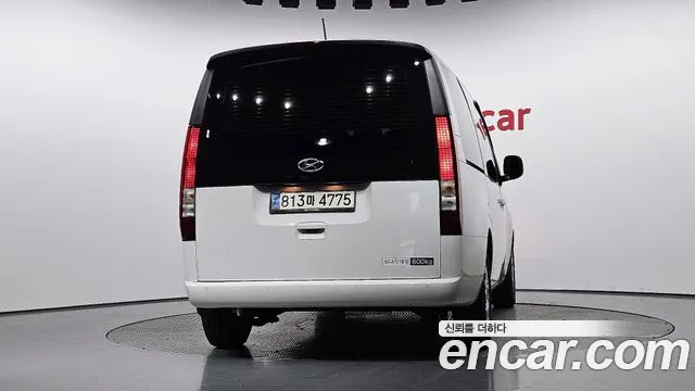 Hyundai Staria — фото 4