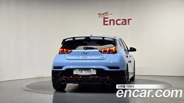 Hyundai Veloster — фото 4