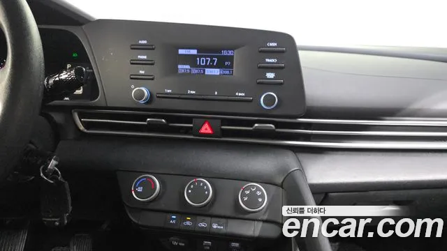 Hyundai Avante — фото 14