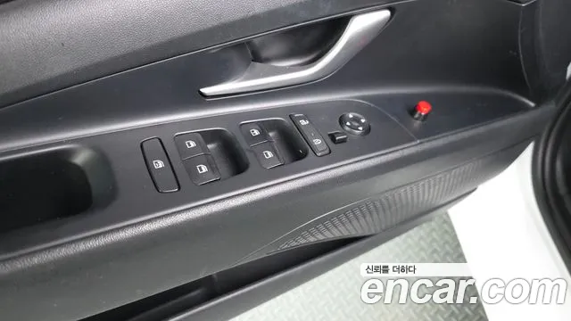 Hyundai Avante — фото 27