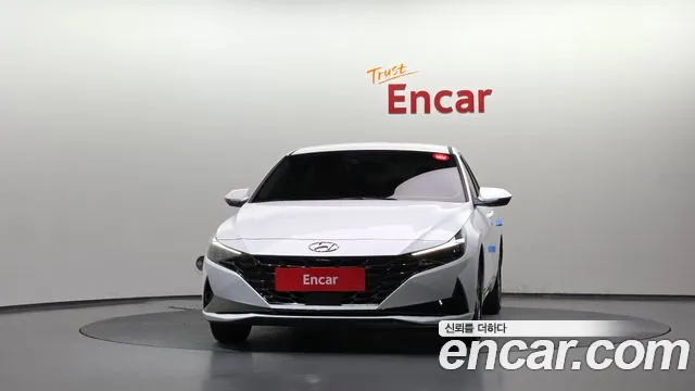 Hyundai Avante — фото 3