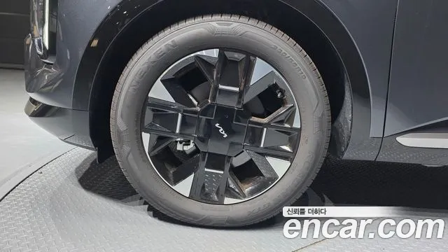 Kia Sportage — фото 5