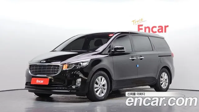 Kia Carnival — фото 1